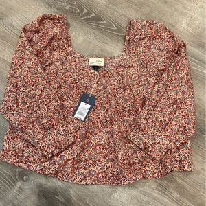 Universal Threads Floral Blouse